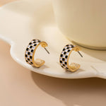 CHECKER EPOXY HUGGIE HOOP EARRINGS | 80E61747
