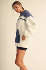 940BK Lari Hooded Sweatshirt 3